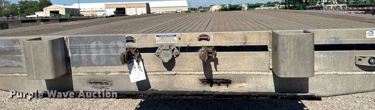 image for item EG6442 2014 Mac flatbed trailer