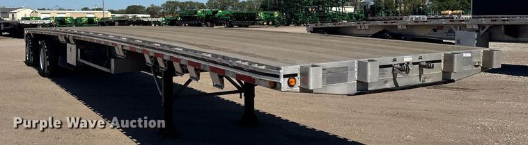 image for item EG6444 2014 Mac flatbed trailer