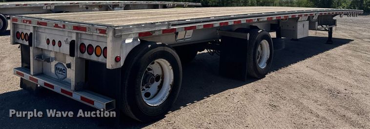 image for item EG6444 2014 Mac flatbed trailer