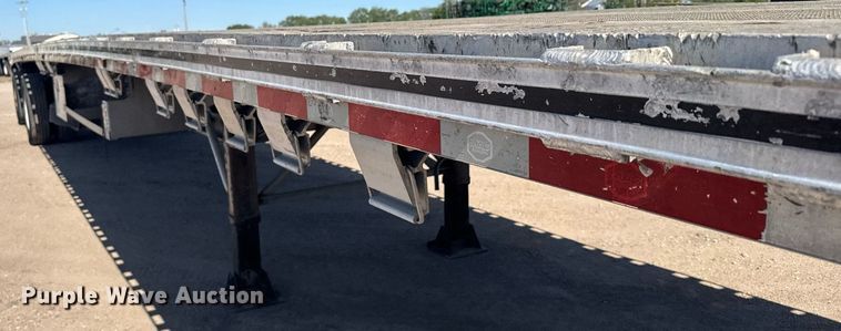 image for item EG6444 2014 Mac flatbed trailer