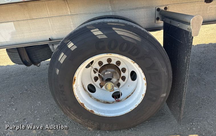 image for item EG6444 2014 Mac flatbed trailer