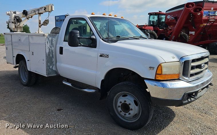 image for item EI8965 2001 Ford F450 Super Duty utility / service truck