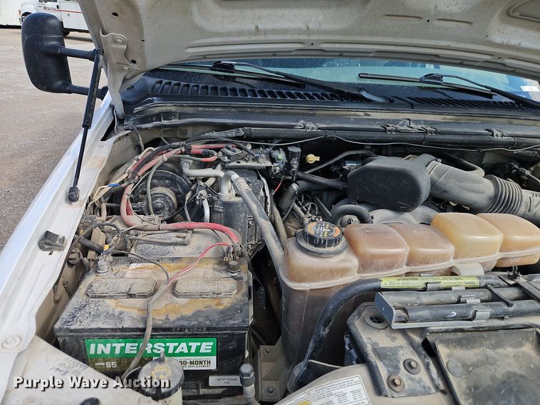 image for item EI8965 2001 Ford F450 Super Duty utility / service truck