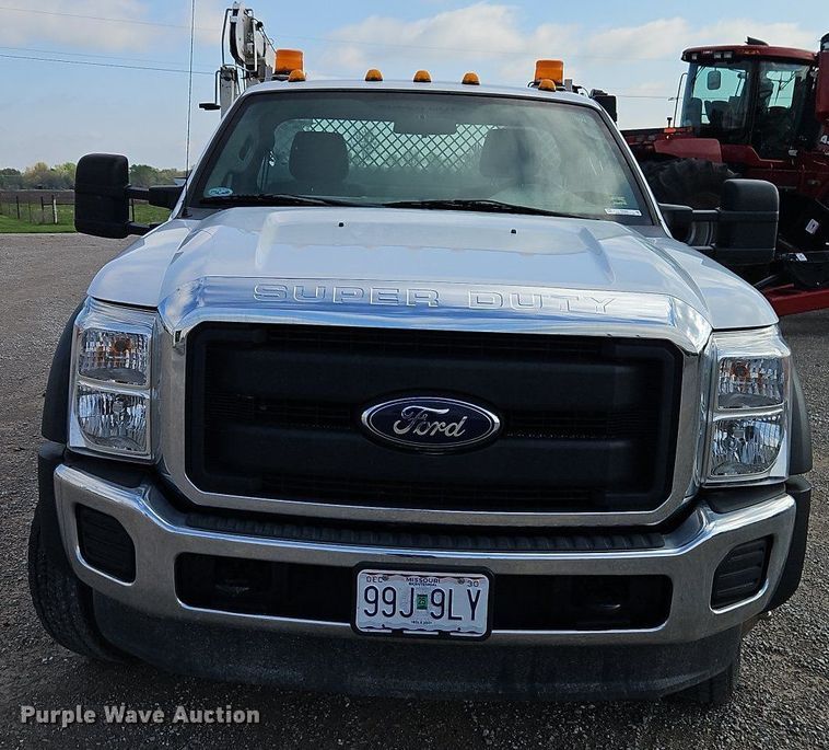 image for item EI8966 2014 Ford F550 Super Duty utility / service truck