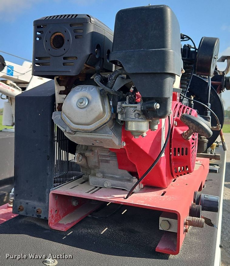 image for item EI8966 2014 Ford F550 Super Duty utility / service truck