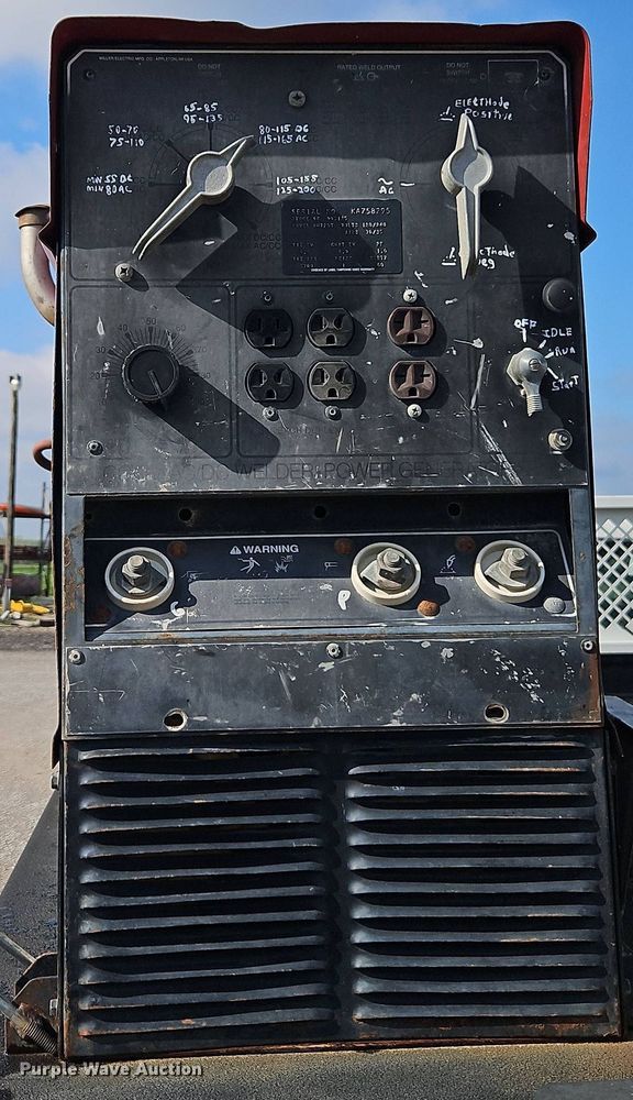 image for item EI8966 2014 Ford F550 Super Duty utility / service truck