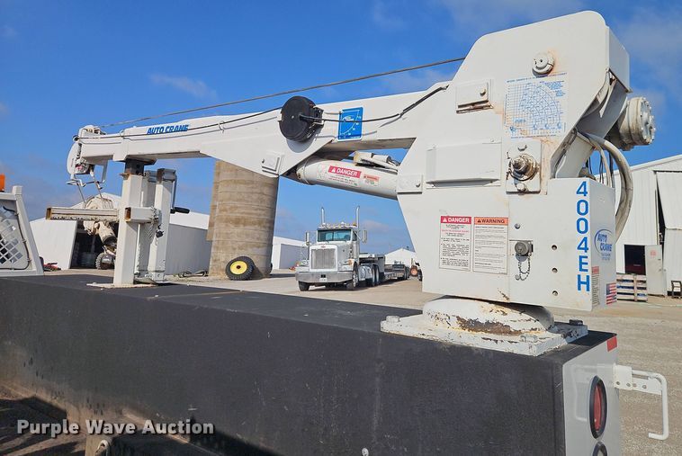 image for item EI8966 2014 Ford F550 Super Duty utility / service truck