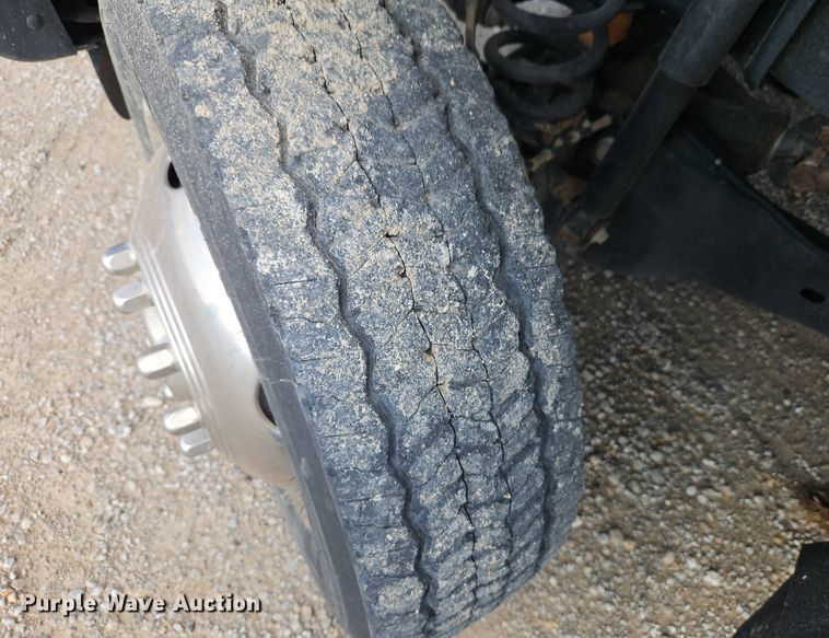 image for item EI8966 2014 Ford F550 Super Duty utility / service truck