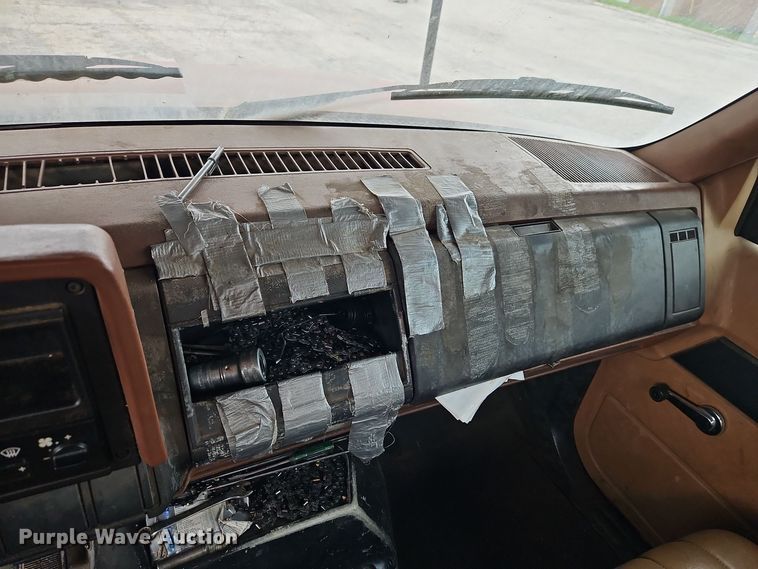 image for item EI8983 1991 GMC Top Kick forestry bucket truck