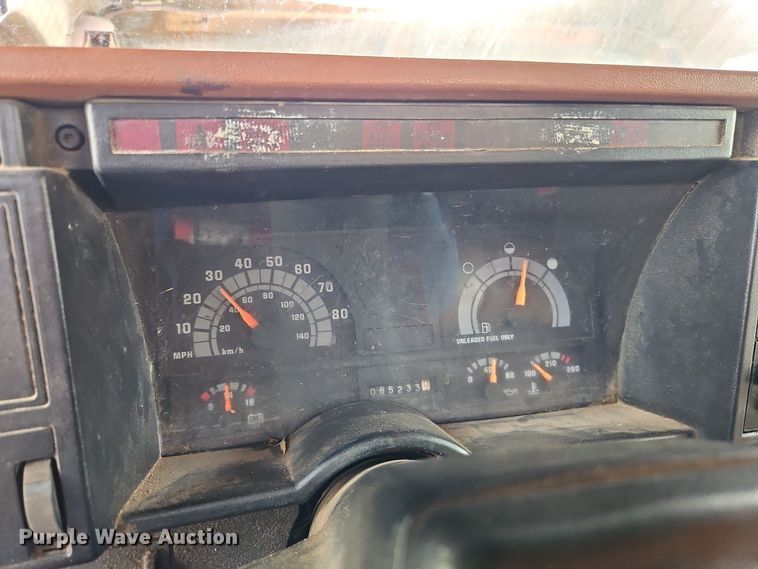 image for item EI8983 1991 GMC Top Kick forestry bucket truck