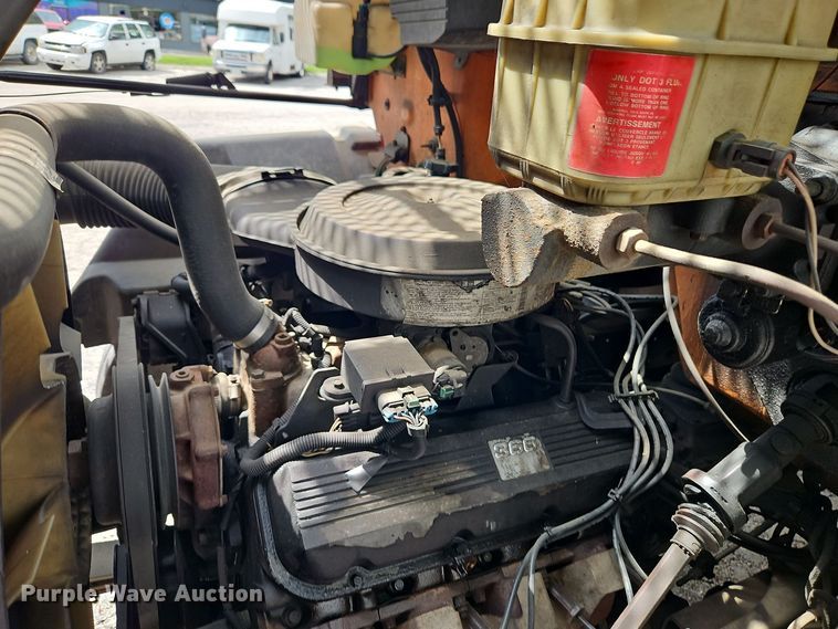 image for item EI8983 1991 GMC Top Kick forestry bucket truck