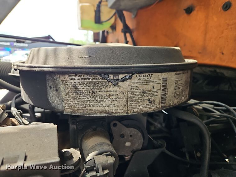 image for item EI8983 1991 GMC Top Kick forestry bucket truck