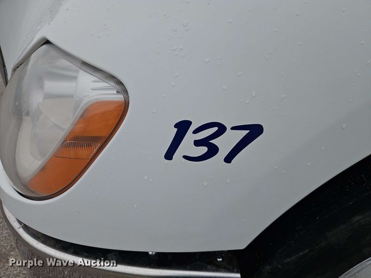 image for item EJ0006 2015 Kenworth T680 semi truck