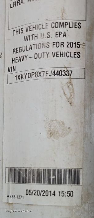 image for item EJ0006 2015 Kenworth T680 semi truck