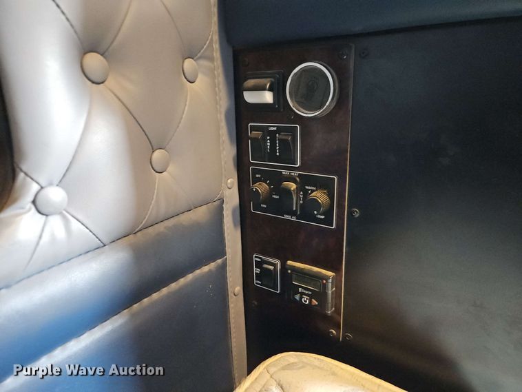 image for item EJ0008 2014 Kenworth T660 semi truck