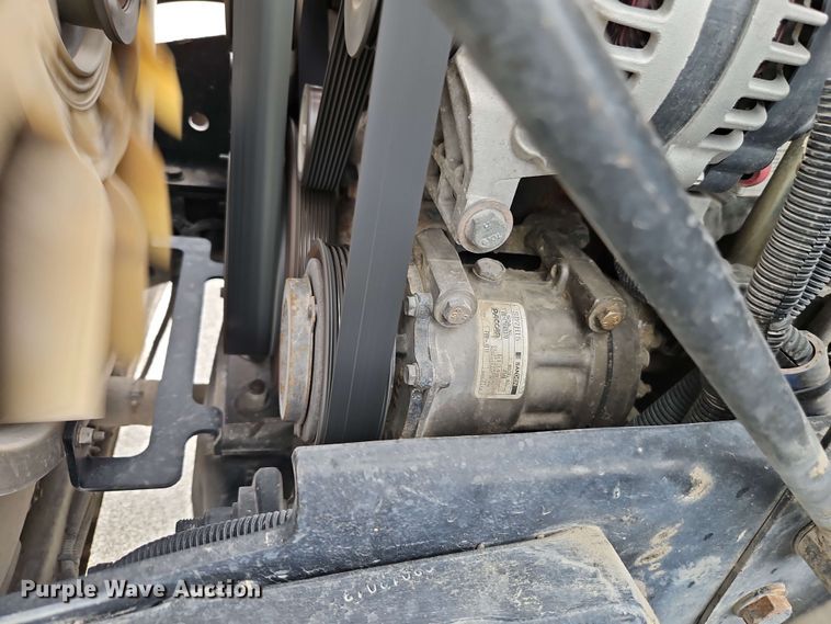 image for item EJ0008 2014 Kenworth T660 semi truck