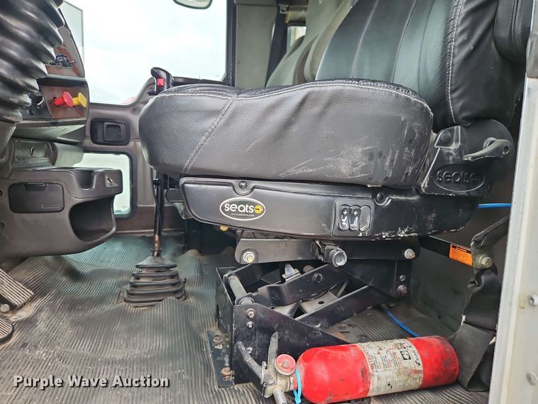 image for item EJ0009 2006 Kenworth W900 semi truck