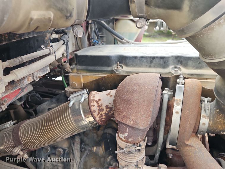 image for item EJ0009 2006 Kenworth W900 semi truck