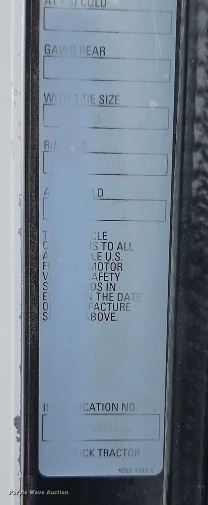 image for item EJ0009 2006 Kenworth W900 semi truck