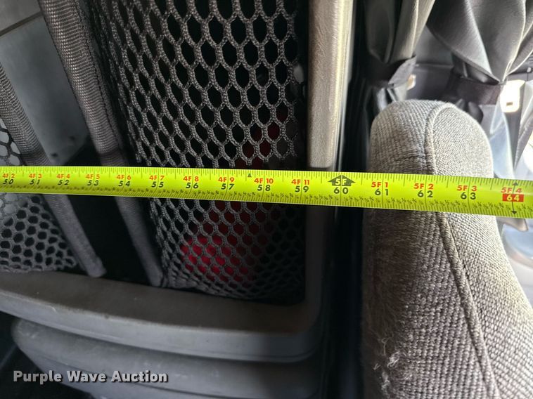 image for item EJ3638 2005 Freightliner Century Class semi truck