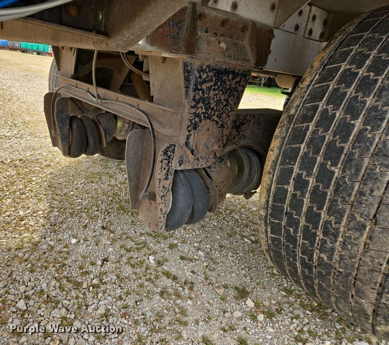 image for item EJ7475 2008 Wilson 1W1 walking floor trailer