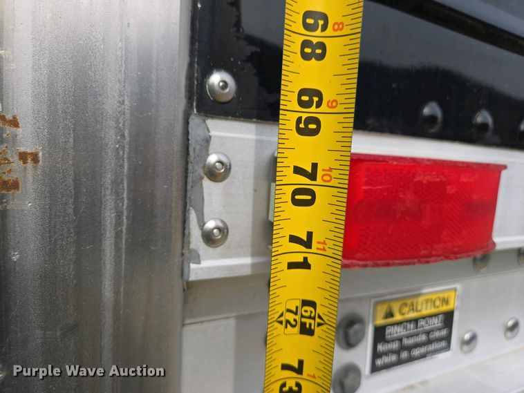 image for item EJ7475 2008 Wilson 1W1 walking floor trailer