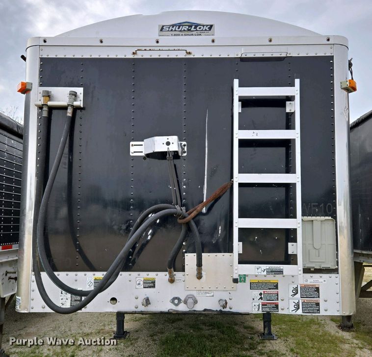 image for item EJ7475 2008 Wilson 1W1 walking floor trailer