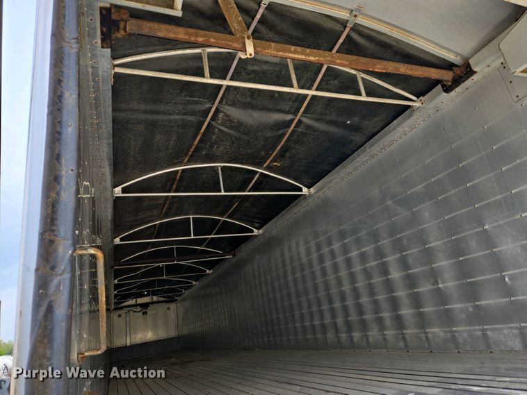 image for item EJ7475 2008 Wilson 1W1 walking floor trailer