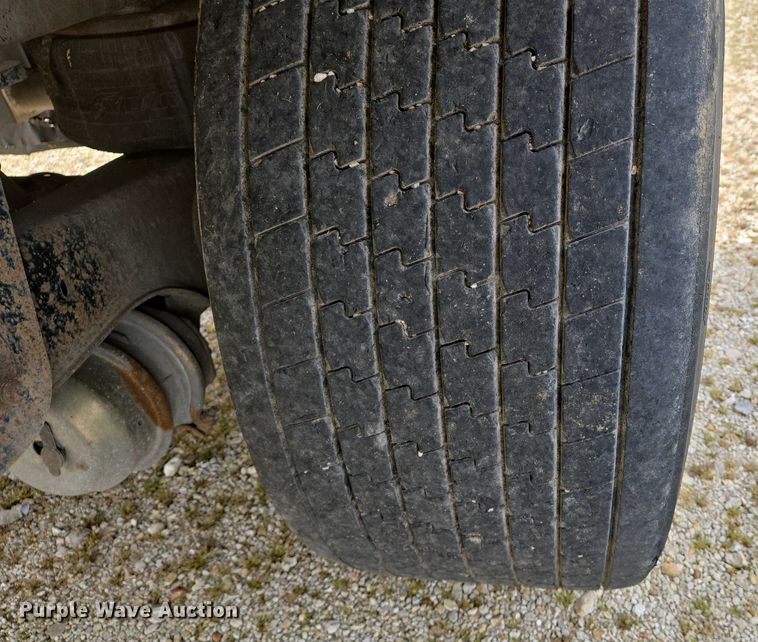 image for item EJ7475 2008 Wilson 1W1 walking floor trailer