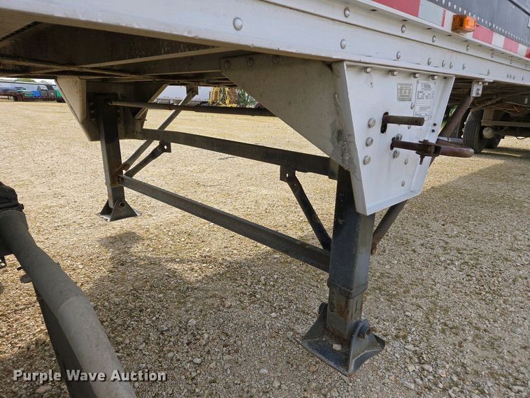 image for item EJ7476 2006 Wilson DWG-550WB walking floor trailer