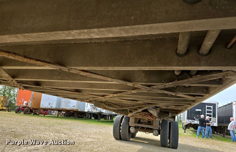 image for item EJ7476 2006 Wilson DWG-550WB walking floor trailer