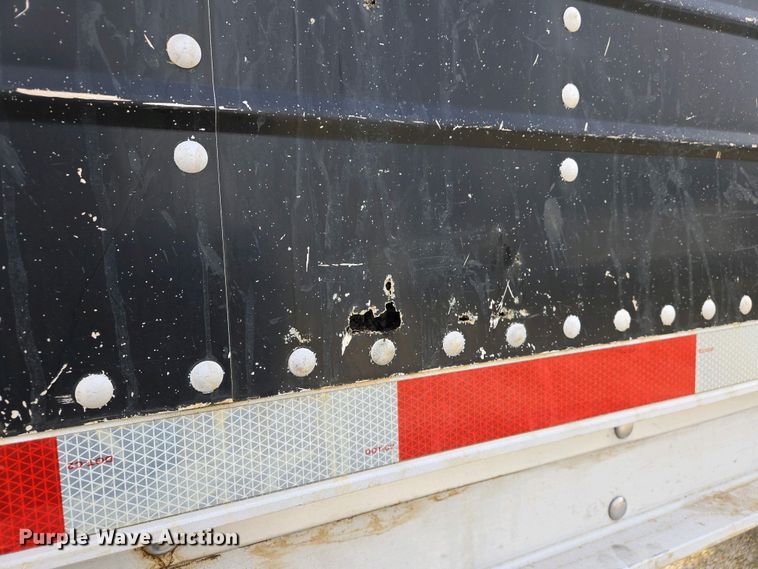 image for item EJ7476 2006 Wilson DWG-550WB walking floor trailer