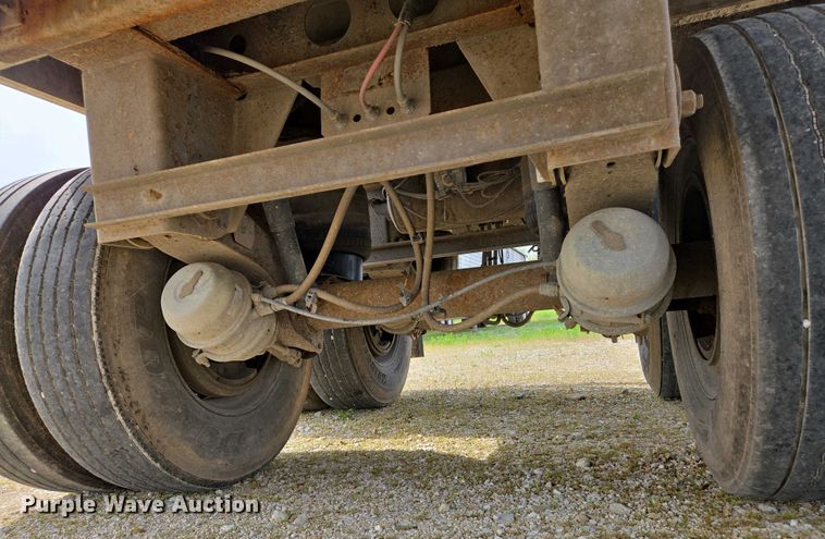 image for item EJ7476 2006 Wilson DWG-550WB walking floor trailer