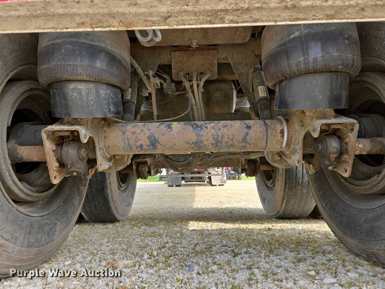 image for item EJ7476 2006 Wilson DWG-550WB walking floor trailer