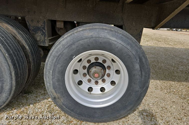 image for item EJ7476 2006 Wilson DWG-550WB walking floor trailer