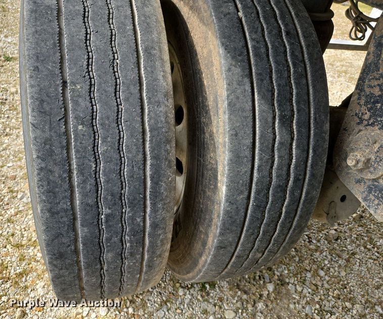 image for item EJ7476 2006 Wilson DWG-550WB walking floor trailer