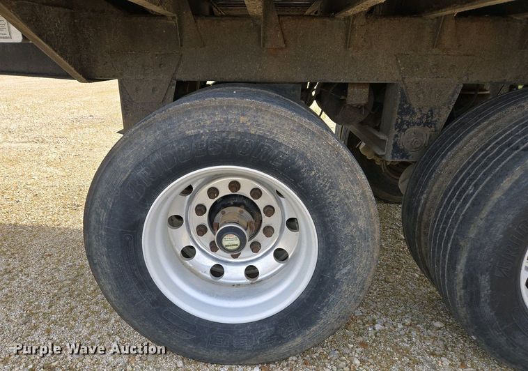 image for item EJ7476 2006 Wilson DWG-550WB walking floor trailer