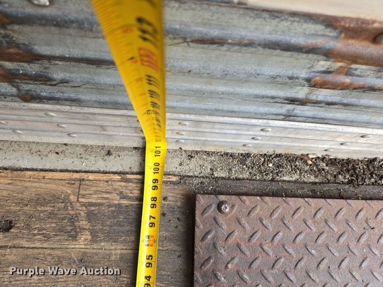 image for item EJ7477 2003 Wabash 1JJ dry van trailer