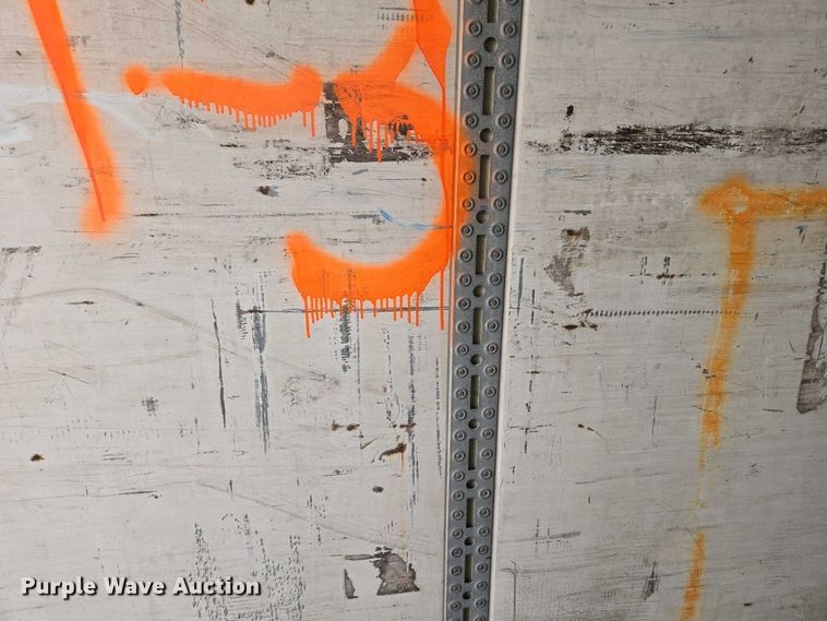 image for item EJ7477 2003 Wabash 1JJ dry van trailer