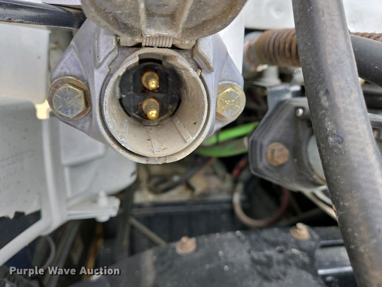 image for item EJ7478 2017 Volvo VNL semi truck