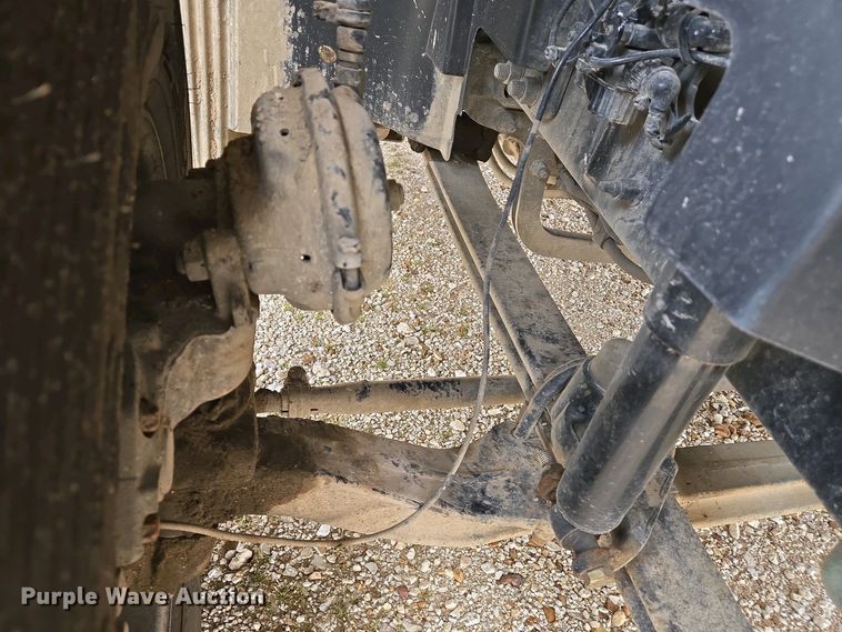 image for item EJ7478 2017 Volvo VNL semi truck