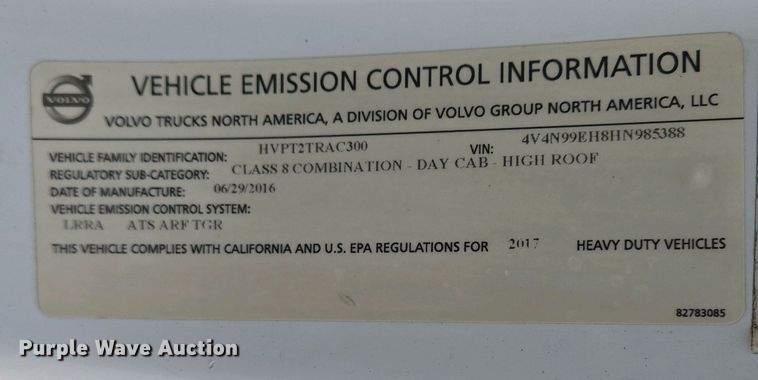 image for item EJ7478 2017 Volvo VNL semi truck