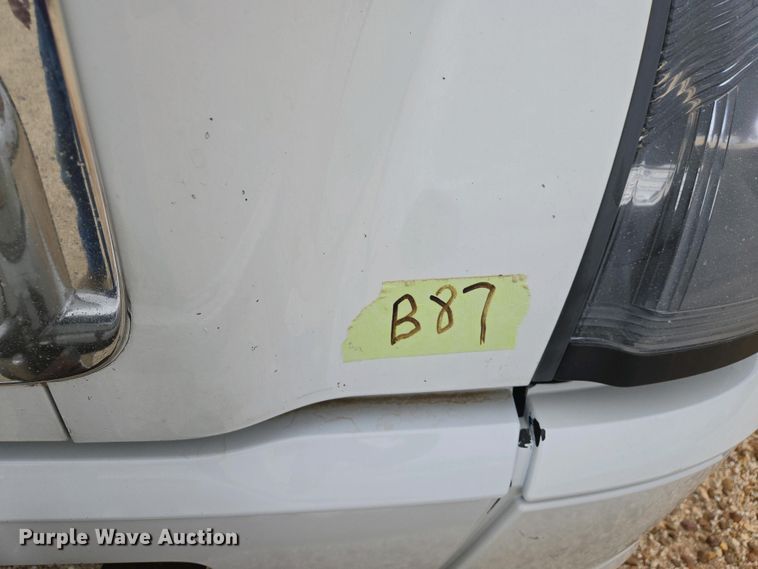 image for item EJ7479 2017 Volvo VNL semi truck