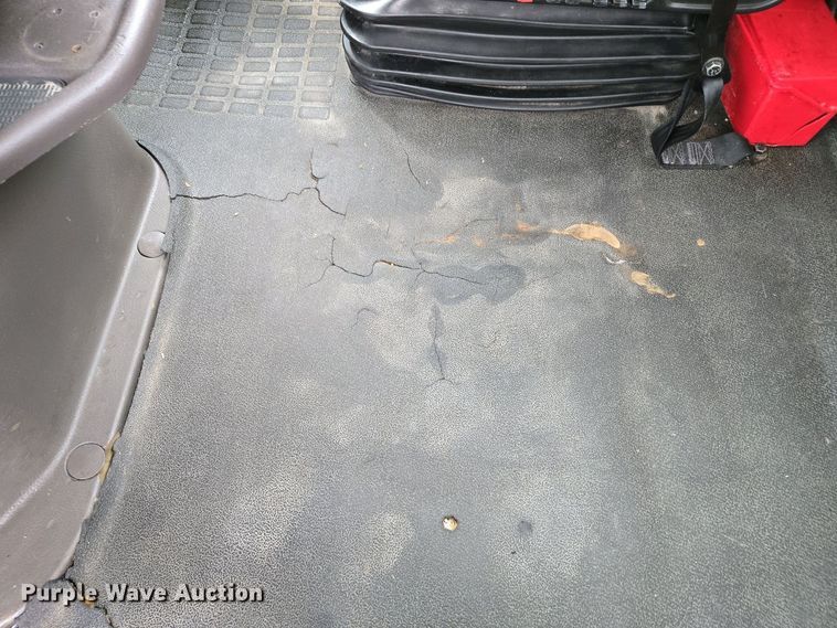 image for item EJ7479 2017 Volvo VNL semi truck