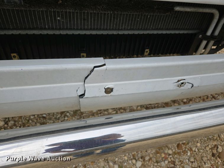 image for item EJ7481 2017 Volvo VNL semi truck