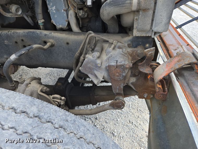 image for item EJ7514 1993 Ford LNT8000 dump truck