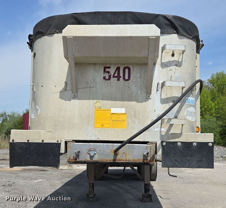 image for item EJ7516 1995 Dorsey 28-DAT end dump trailer