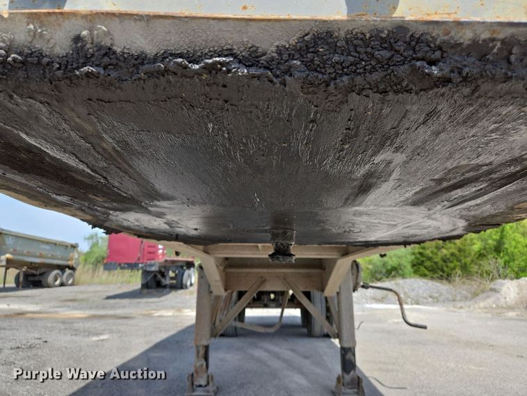 image for item EJ7516 1995 Dorsey 28-DAT end dump trailer