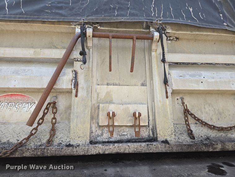 image for item EJ7516 1995 Dorsey 28-DAT end dump trailer