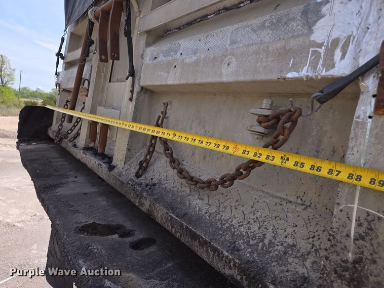 image for item EJ7516 1995 Dorsey 28-DAT end dump trailer